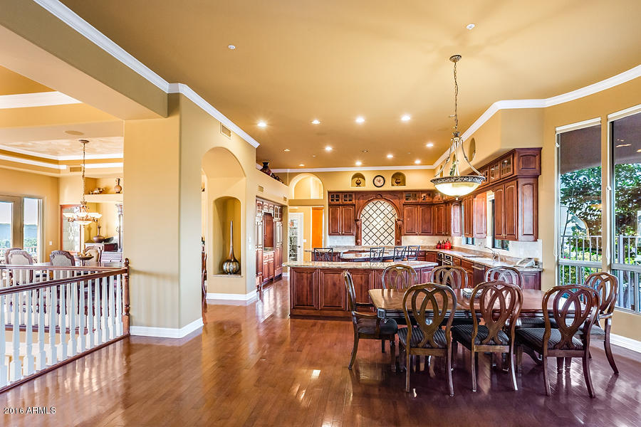 920 E Waltann Ln, Phoenix, AZ 85022 photo 7