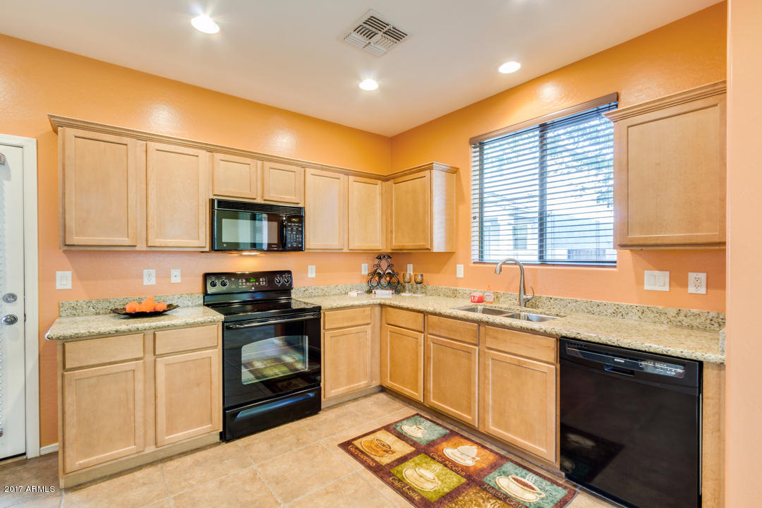 3866 E Santa Fe Ln, Gilbert, AZ 85297 photo 16