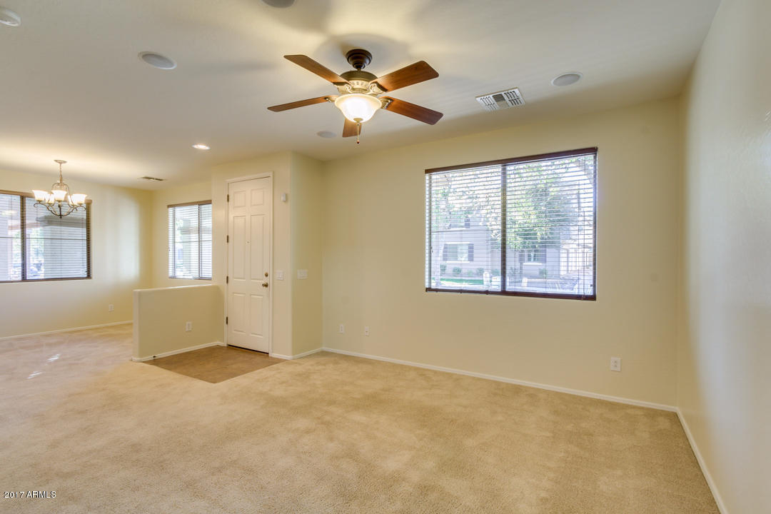 3866 E Santa Fe Ln, Gilbert, AZ 85297 photo 7