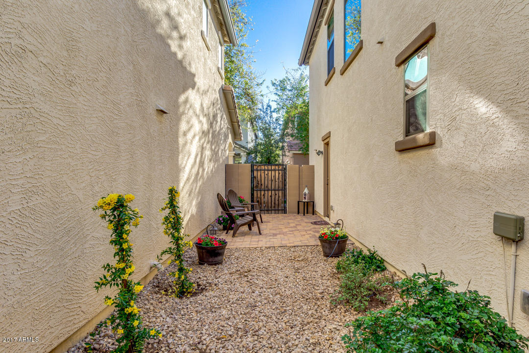 3866 E Santa Fe Ln, Gilbert, AZ 85297 photo 36