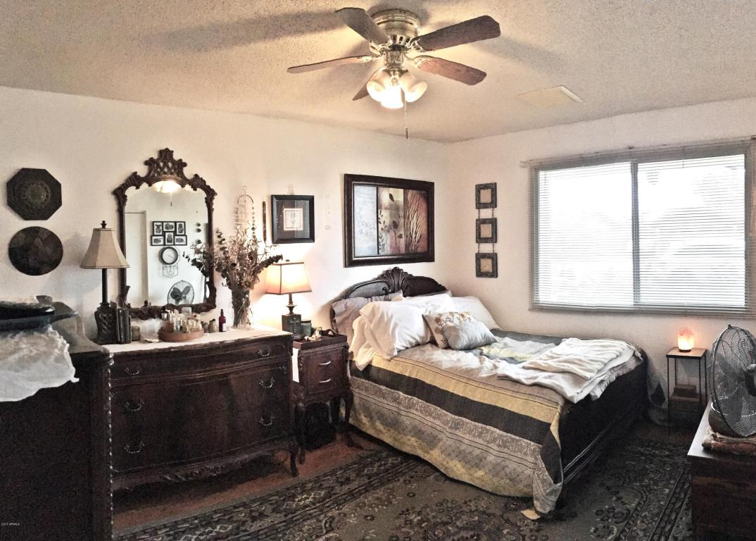 1053 E Geneva Dr, Tempe, AZ 85282 photo 8