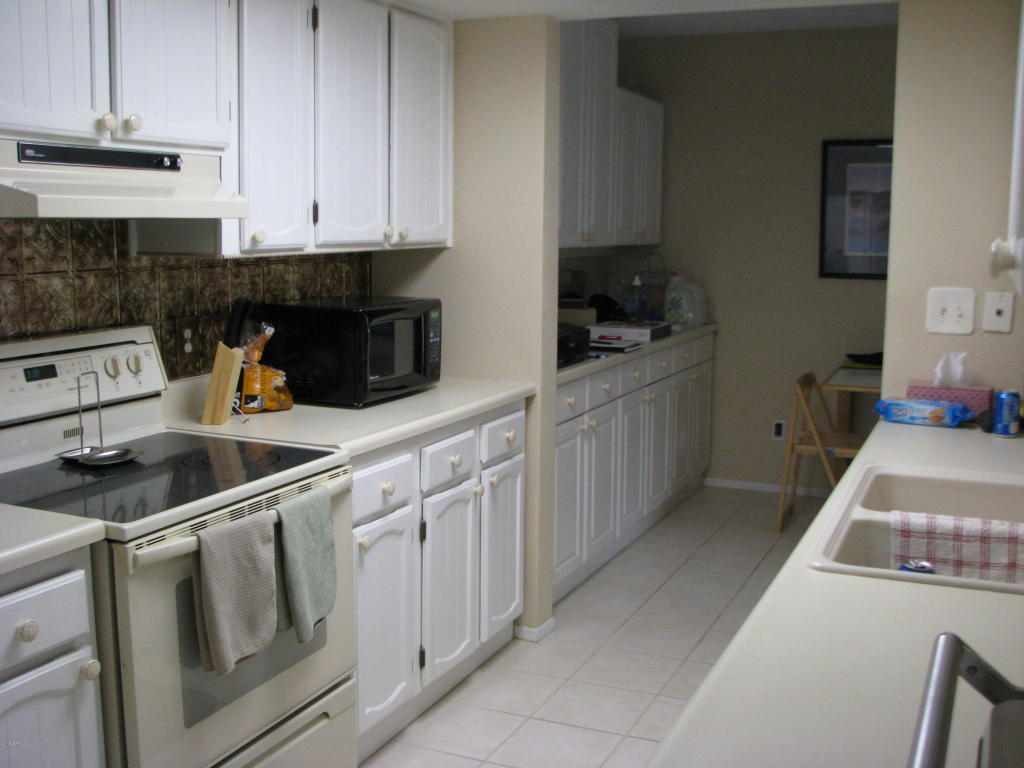 207 E Betty Elyse Ln, Phoenix, AZ 85022 photo 10