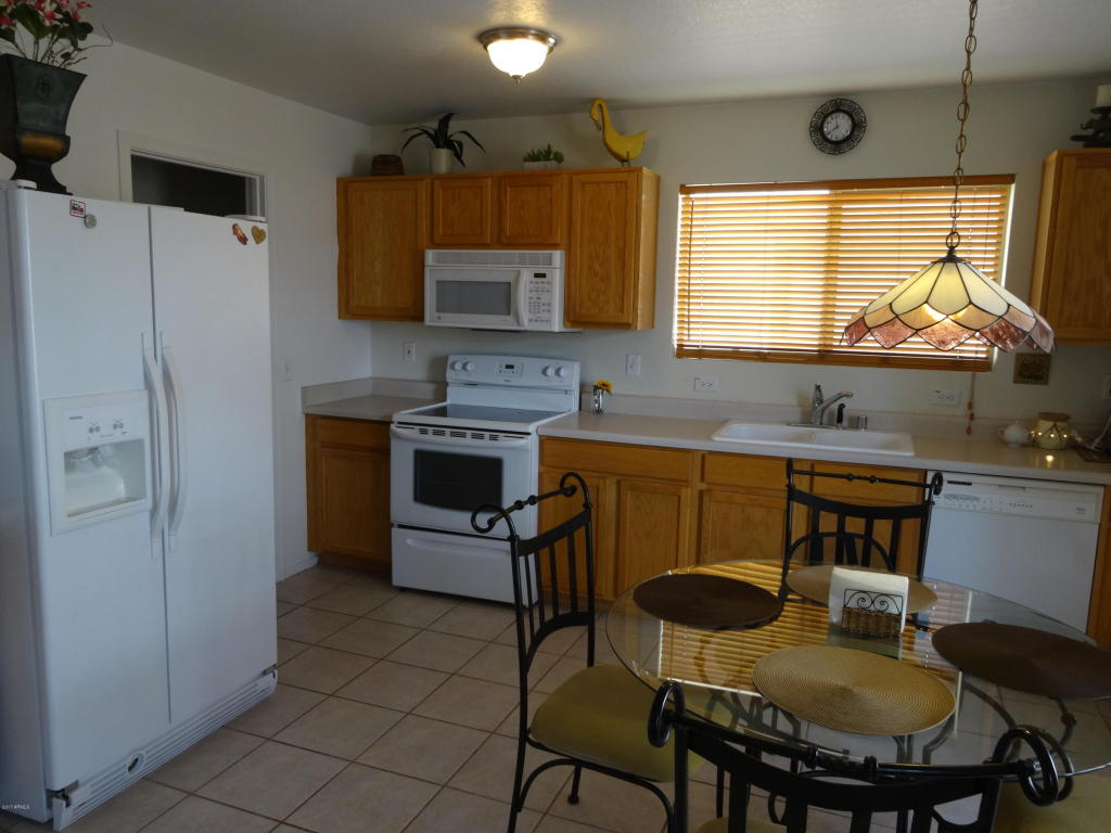 3239 S Bowman Rd, Apache Junction, AZ 85119 photo 2