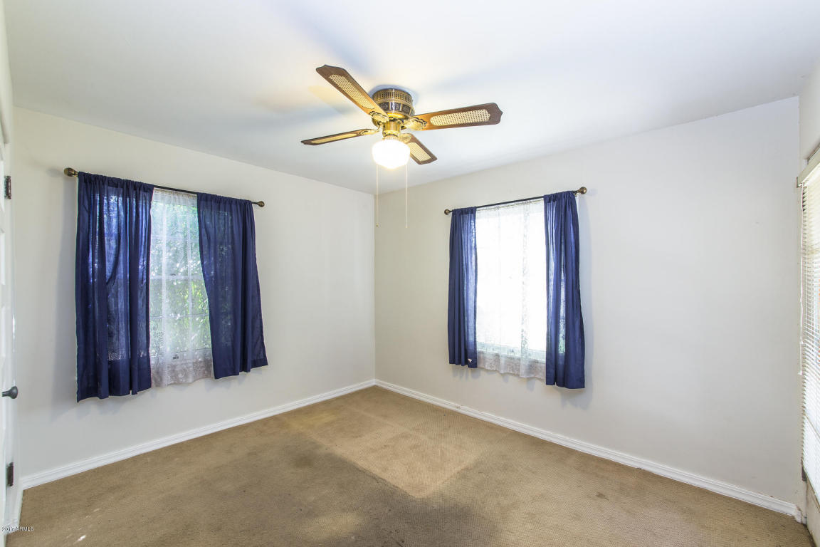 1340 E Clarendon Ave, Phoenix, AZ 85014 photo 17