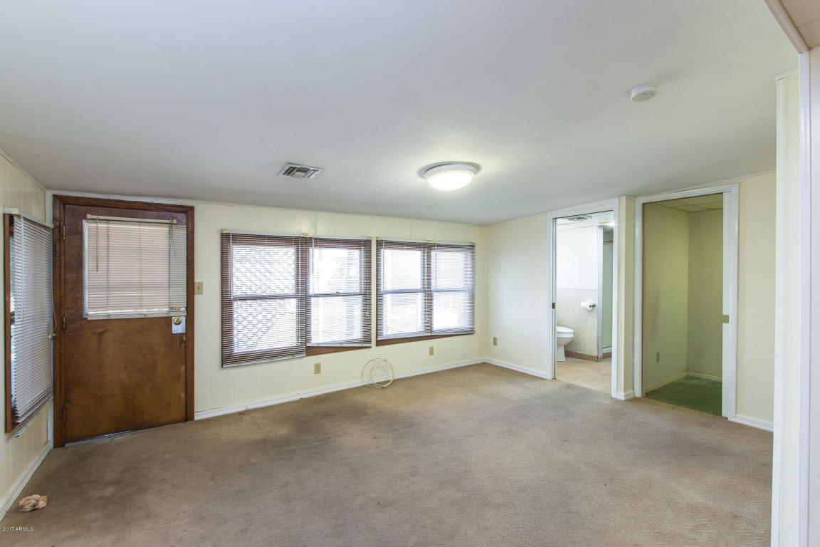 1340 E Clarendon Ave, Phoenix, AZ 85014 photo 13