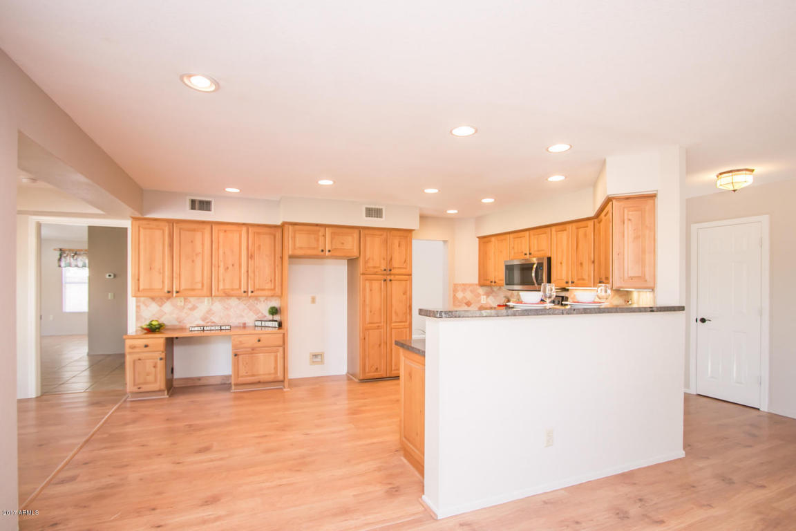 901 S Scallop Dr, Gilbert, AZ 85233 photo 6