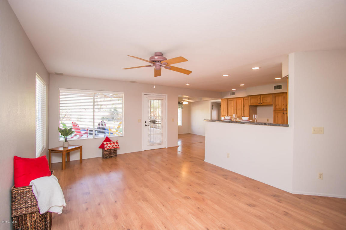 901 S Scallop Dr, Gilbert, AZ 85233 photo 5
