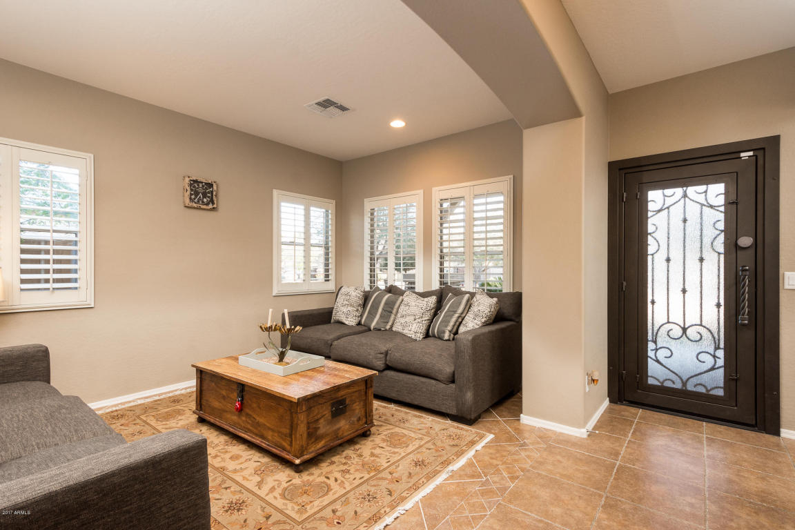 3020 E Lynx Way, Gilbert, AZ 85298 photo 5