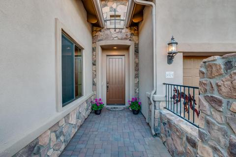 8515 E Jacaranda Cir, Mesa, AZ 85207 photo 4