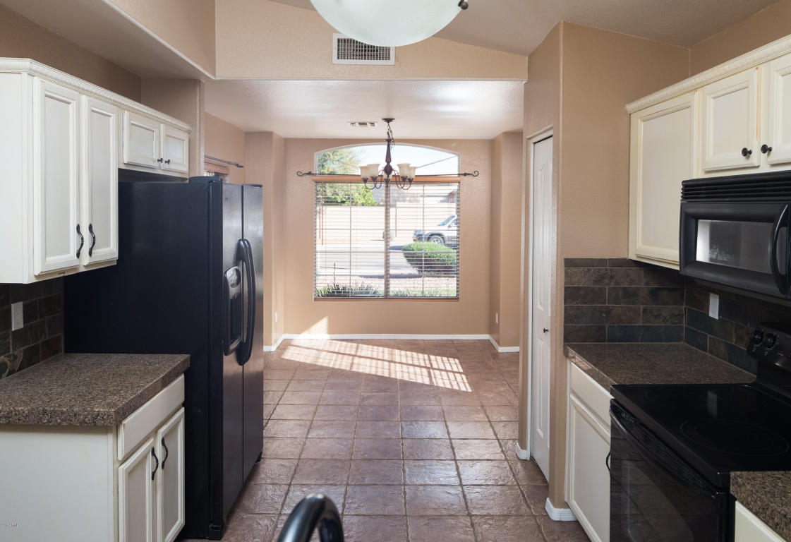 1272 S Cholla St, Gilbert, AZ 85233 photo 5
