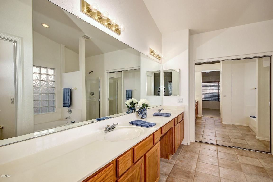 1634 E Campbell Ave, Gilbert, AZ 85234 photo 4