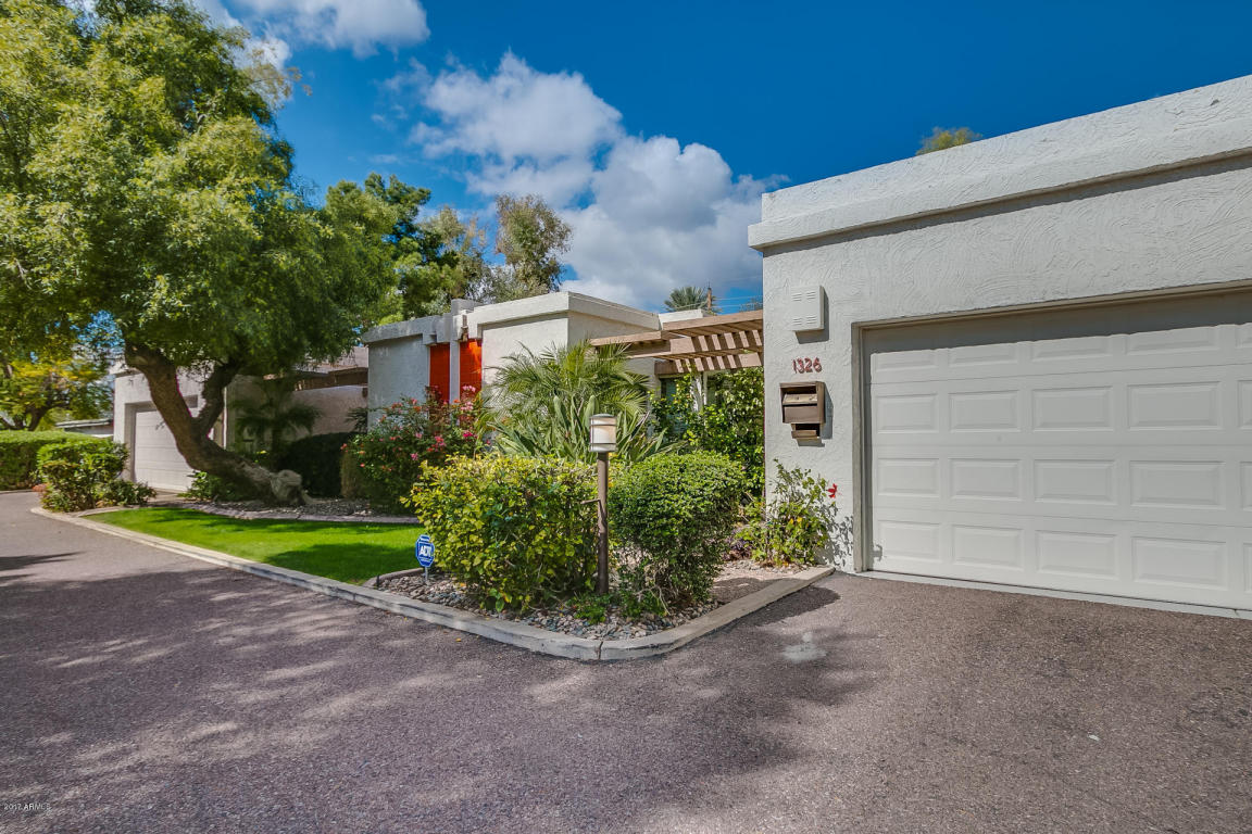 1326 E Stella Ln, Phoenix, AZ 85014 photo 3