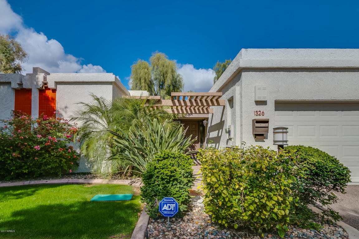 1326 E Stella Ln, Phoenix, AZ 85014 photo 1