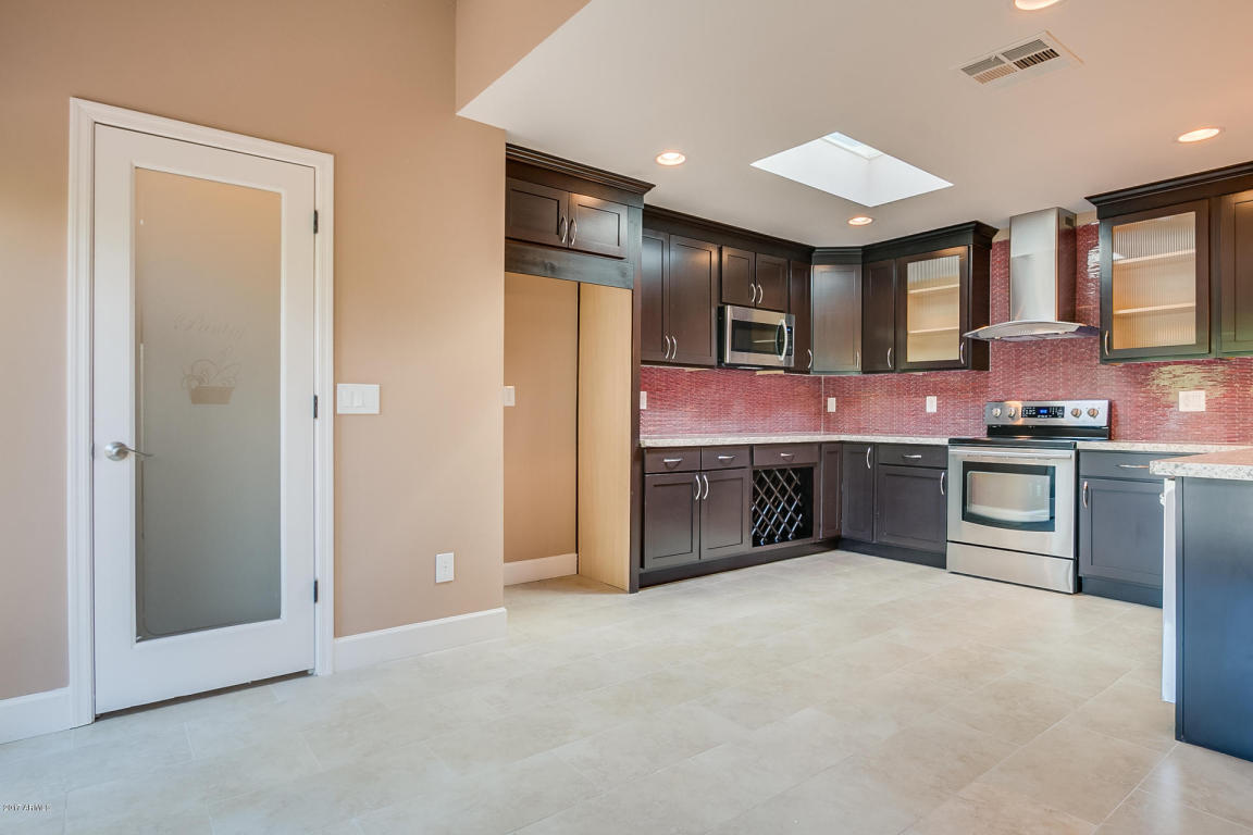 1326 E Stella Ln, Phoenix, AZ 85014 photo 10