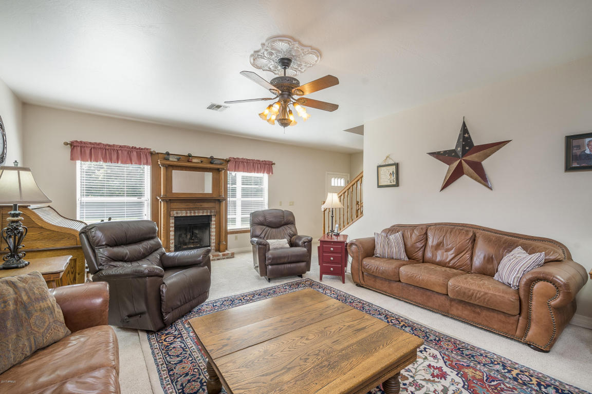2527 E Laurel St, Mesa, AZ 85213 photo 9