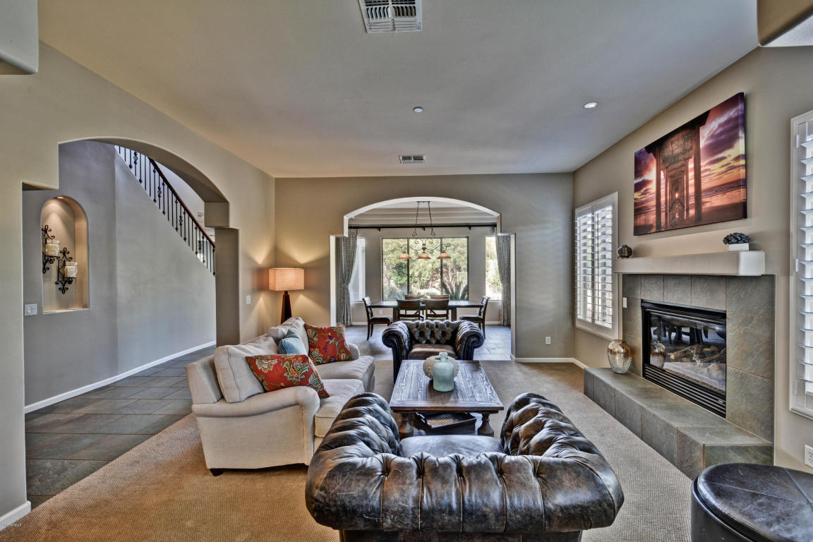 3802 E Patrick Ln, Phoenix, AZ 85050 photo 6