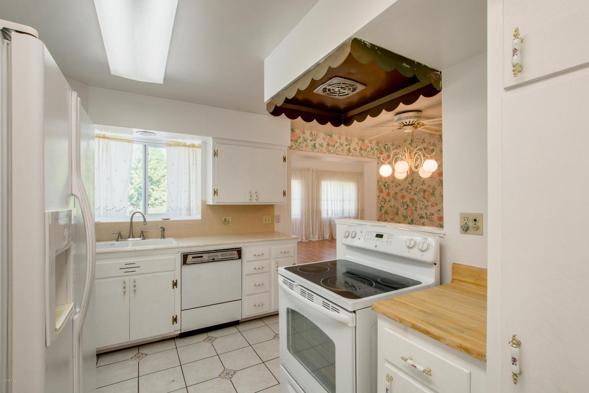 1502 E Tuckey Ln, Phoenix, AZ 85014 photo 16