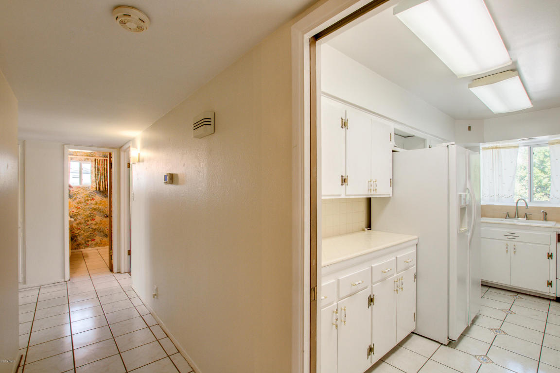1502 E Tuckey Ln, Phoenix, AZ 85014 photo 15