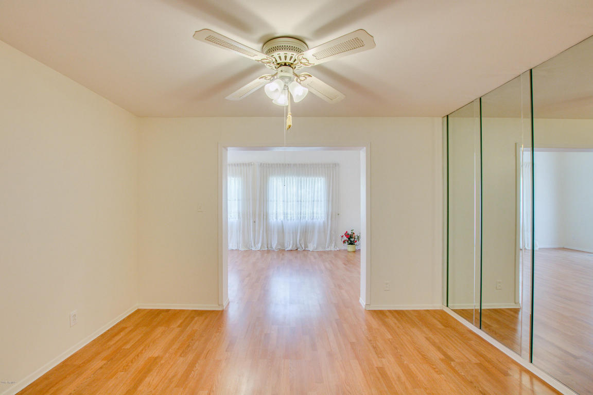 1502 E Tuckey Ln, Phoenix, AZ 85014 photo 12