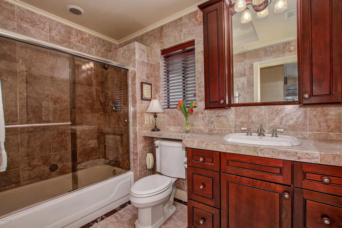1420 E Branham Ln, Phoenix, AZ 85042 photo 19