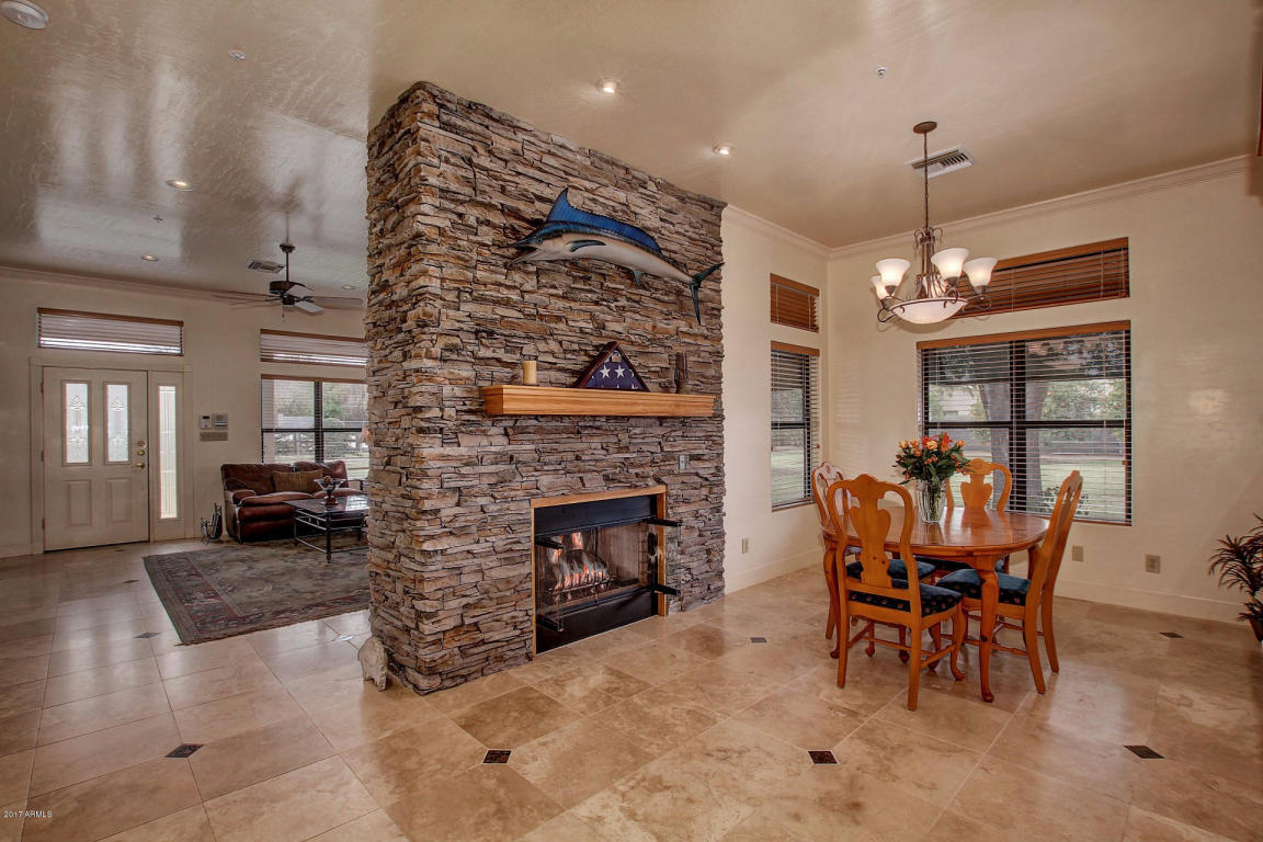 1420 E Branham Ln, Phoenix, AZ 85042 photo 11