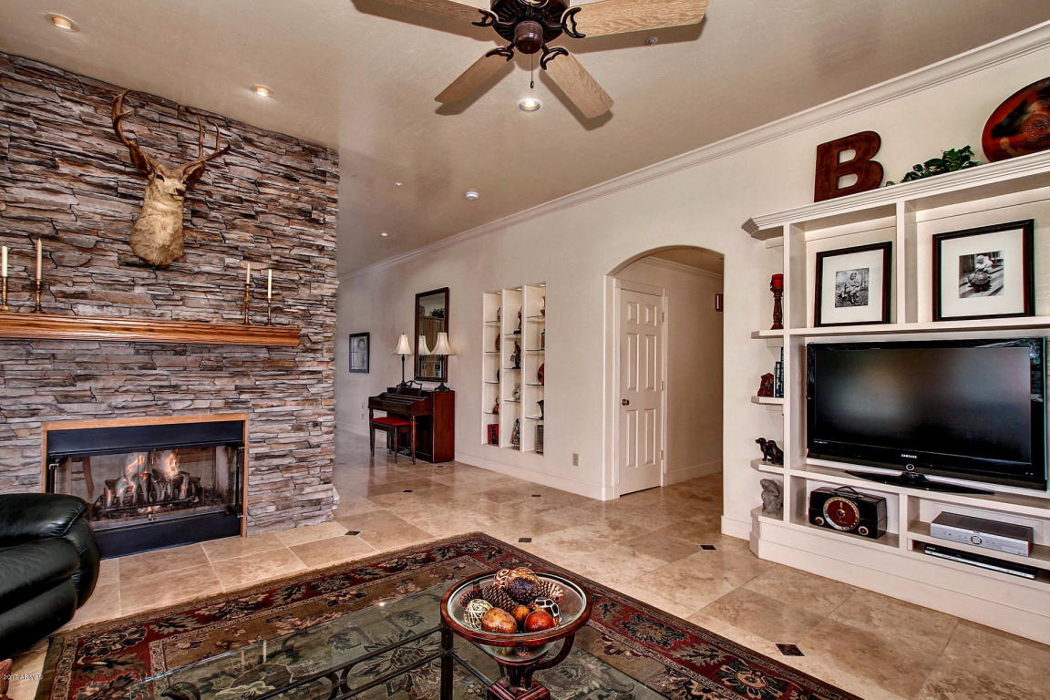 1420 E Branham Ln, Phoenix, AZ 85042 photo 16