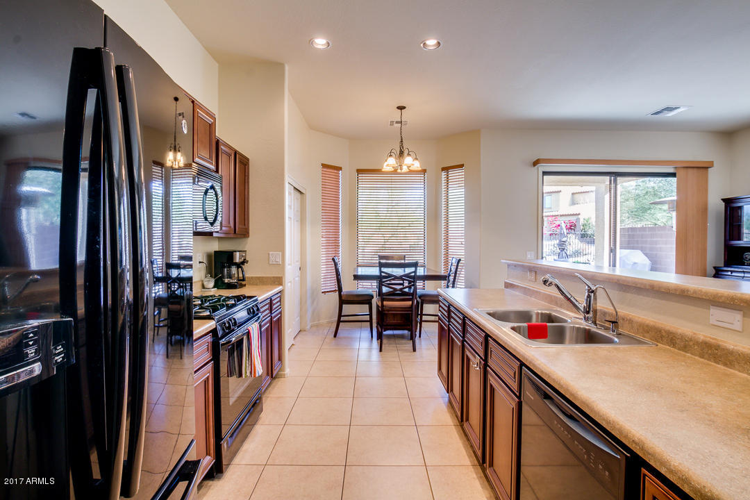 9302 E Greenway St, Mesa, AZ 85207 photo 8
