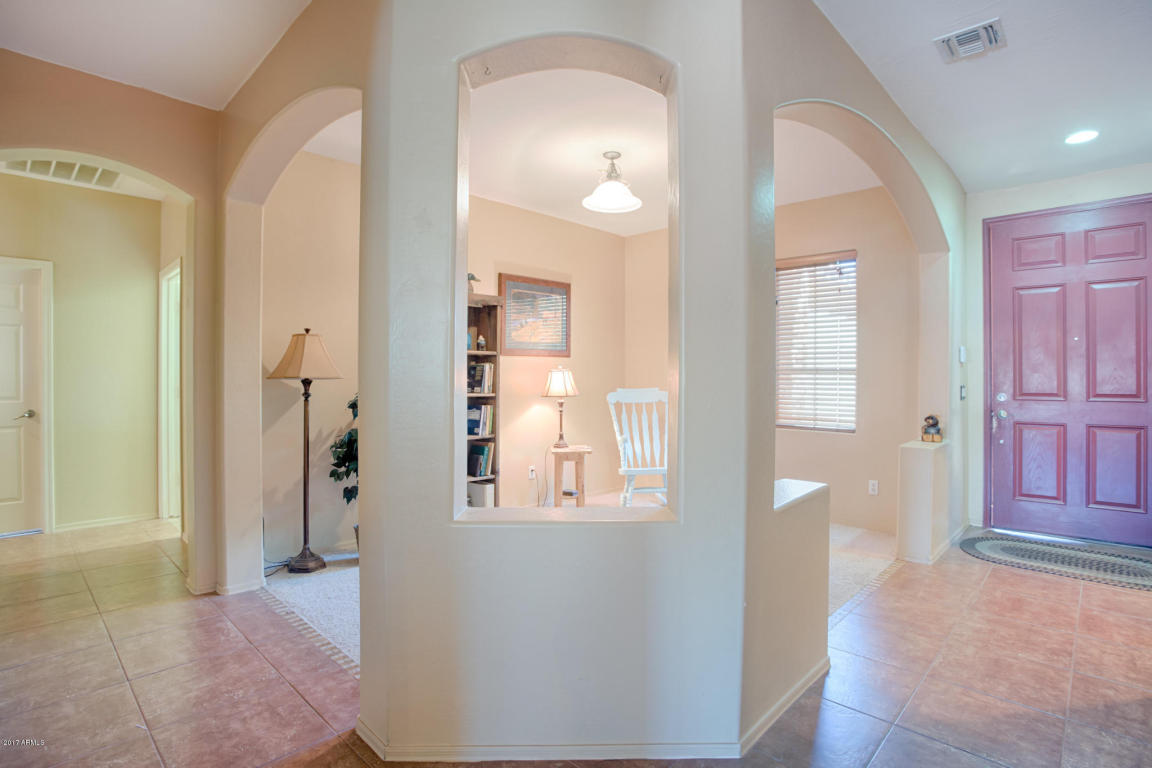 1216 E Mary Ln, Gilbert, AZ 85295 photo 4