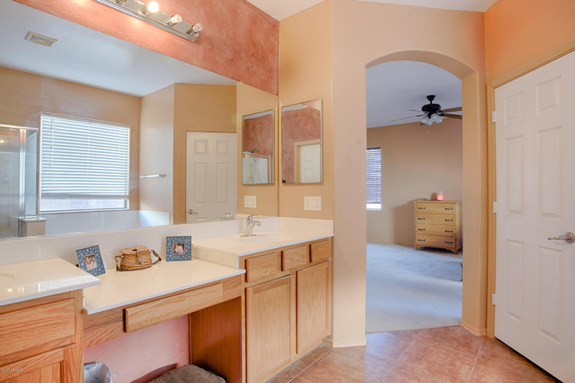 1216 E Mary Ln, Gilbert, AZ 85295 photo 14