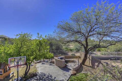 4379 E Lariat Ln, Phoenix, AZ 85050 photo 3