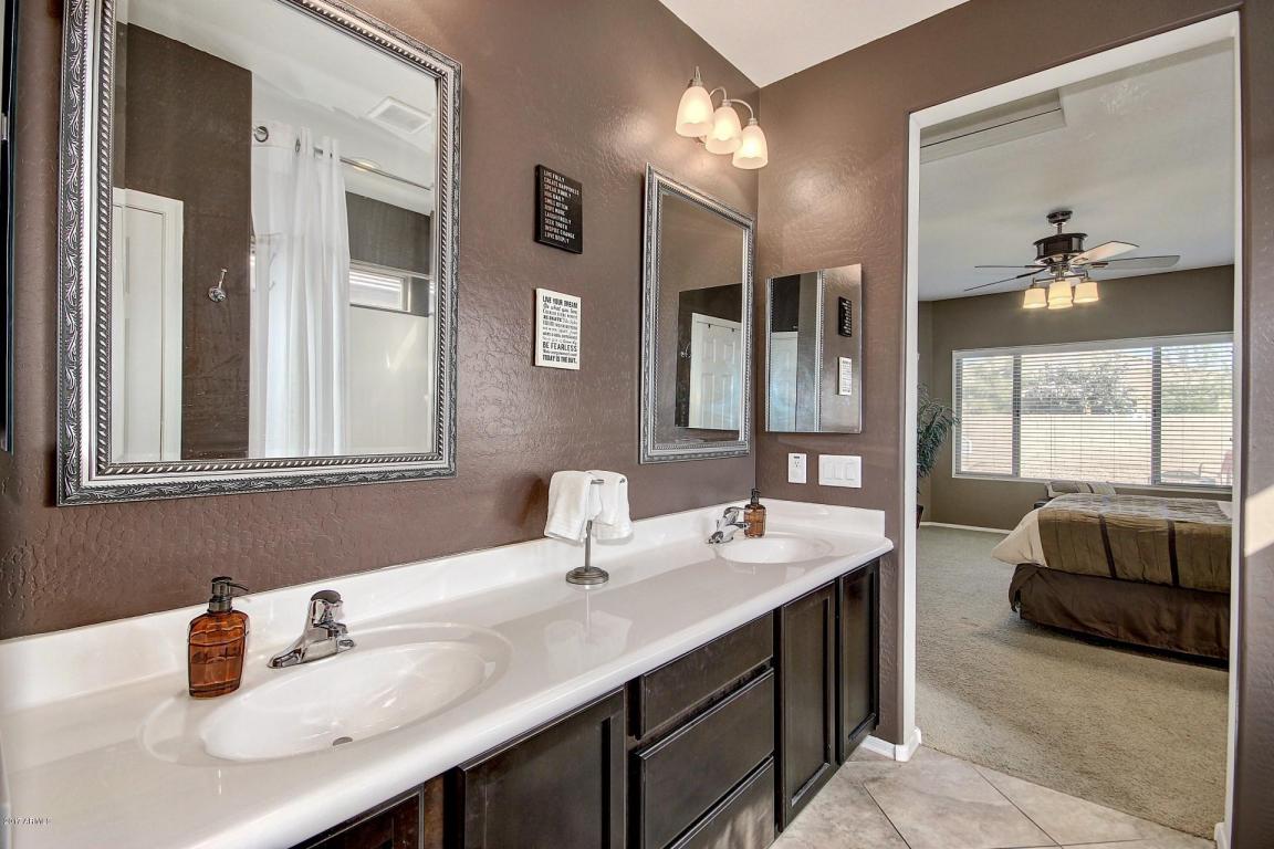 3122 E Santa Fe Ln, Gilbert, AZ 85297 photo 26