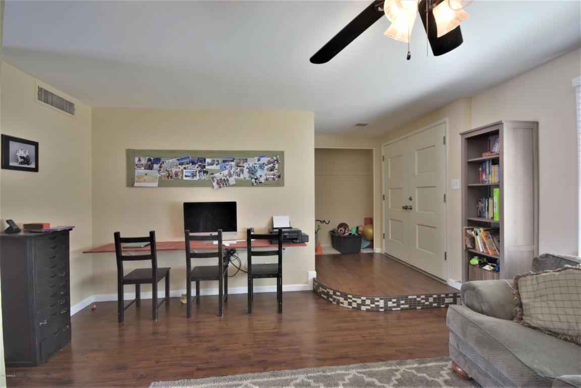1513 E Dunbar Dr, Tempe, AZ 85282 photo 4