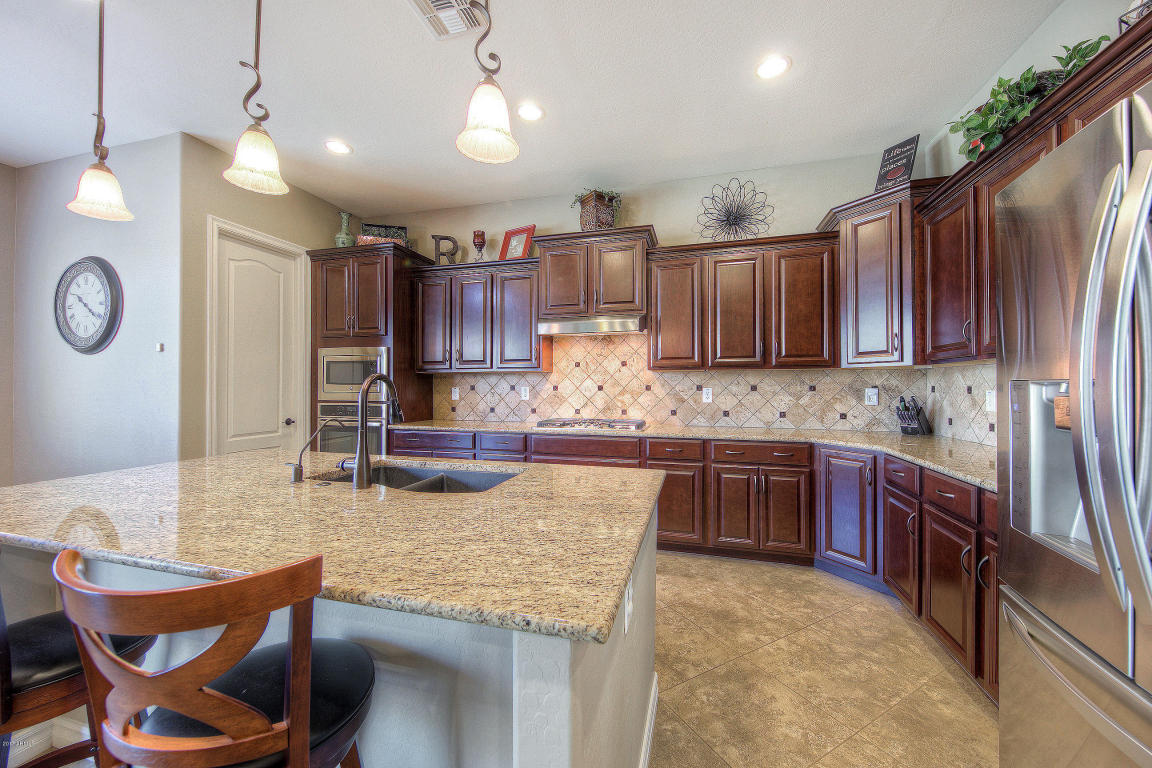 2484 E Tiffany Way, Gilbert, AZ 85298 photo 9