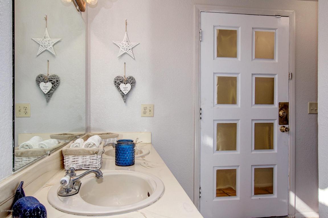 7650 W Meadowbrook Ave, Phoenix, AZ 85033 photo 18