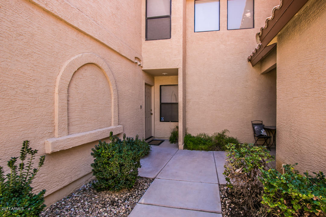 1115 W Windjammer Dr, Gilbert, AZ 85233 photo 2