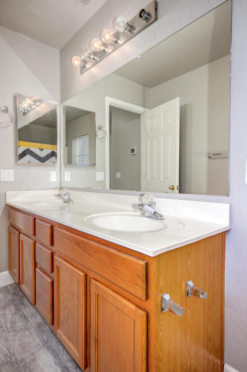 906 S Silverado St, Gilbert, AZ 85296 photo 26