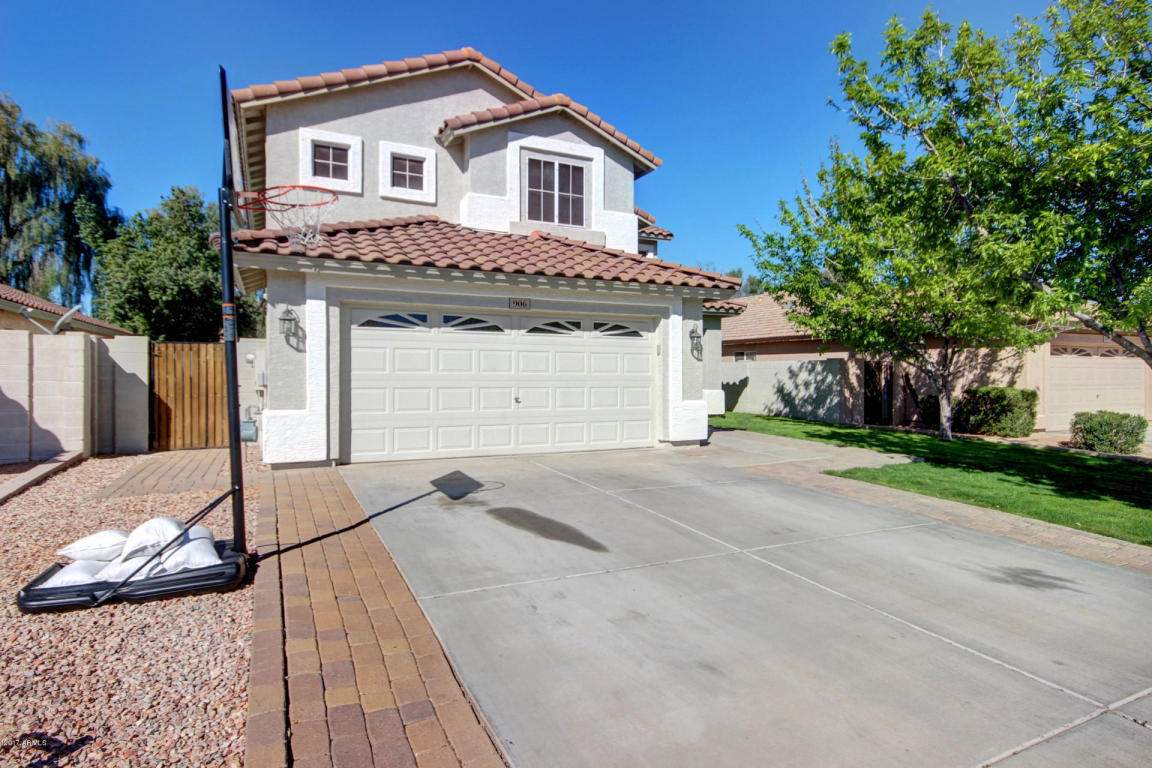 906 S Silverado St, Gilbert, AZ 85296 photo 1