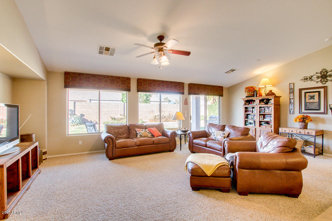 8618 E Onza Cir, Mesa, AZ 85212 photo 5