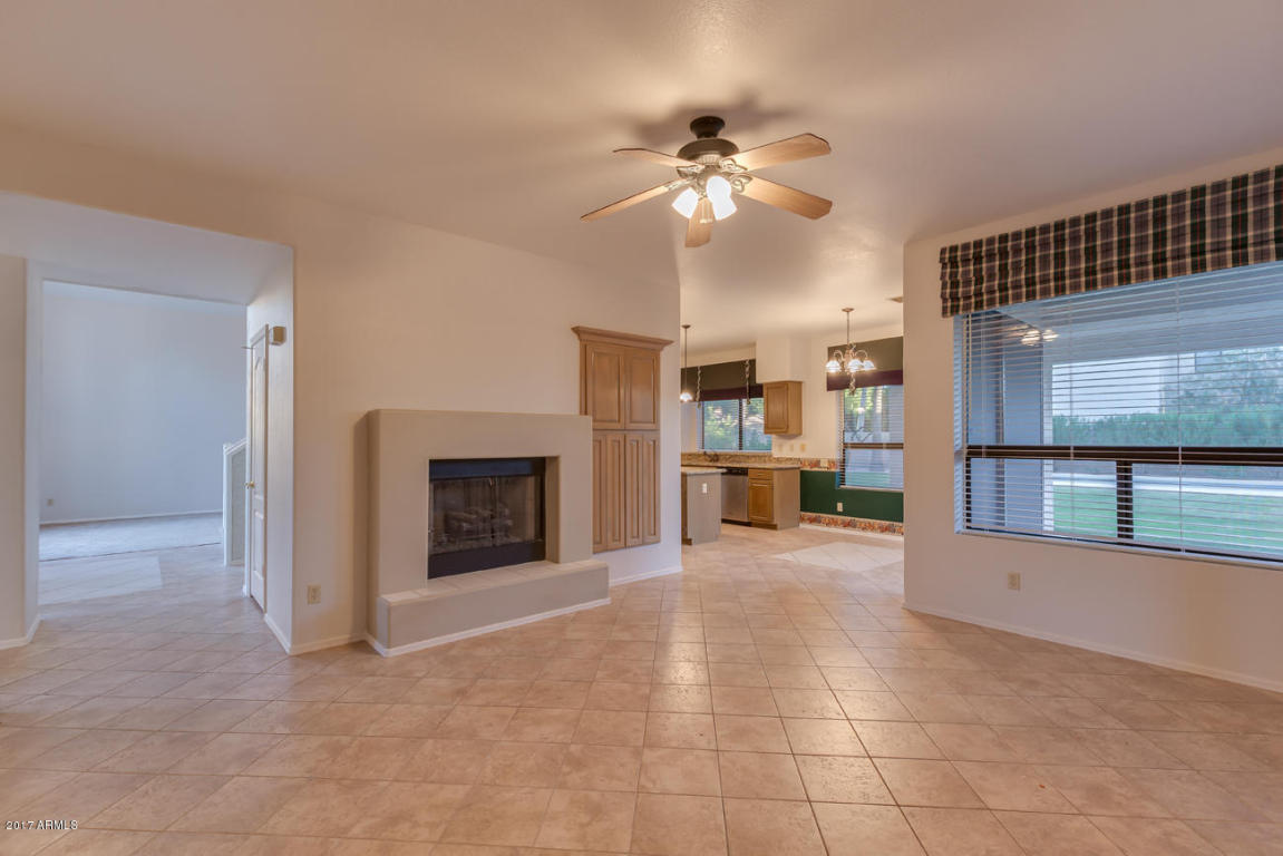 1843 E Monarch Bay Dr, Gilbert, AZ 85234 photo 16