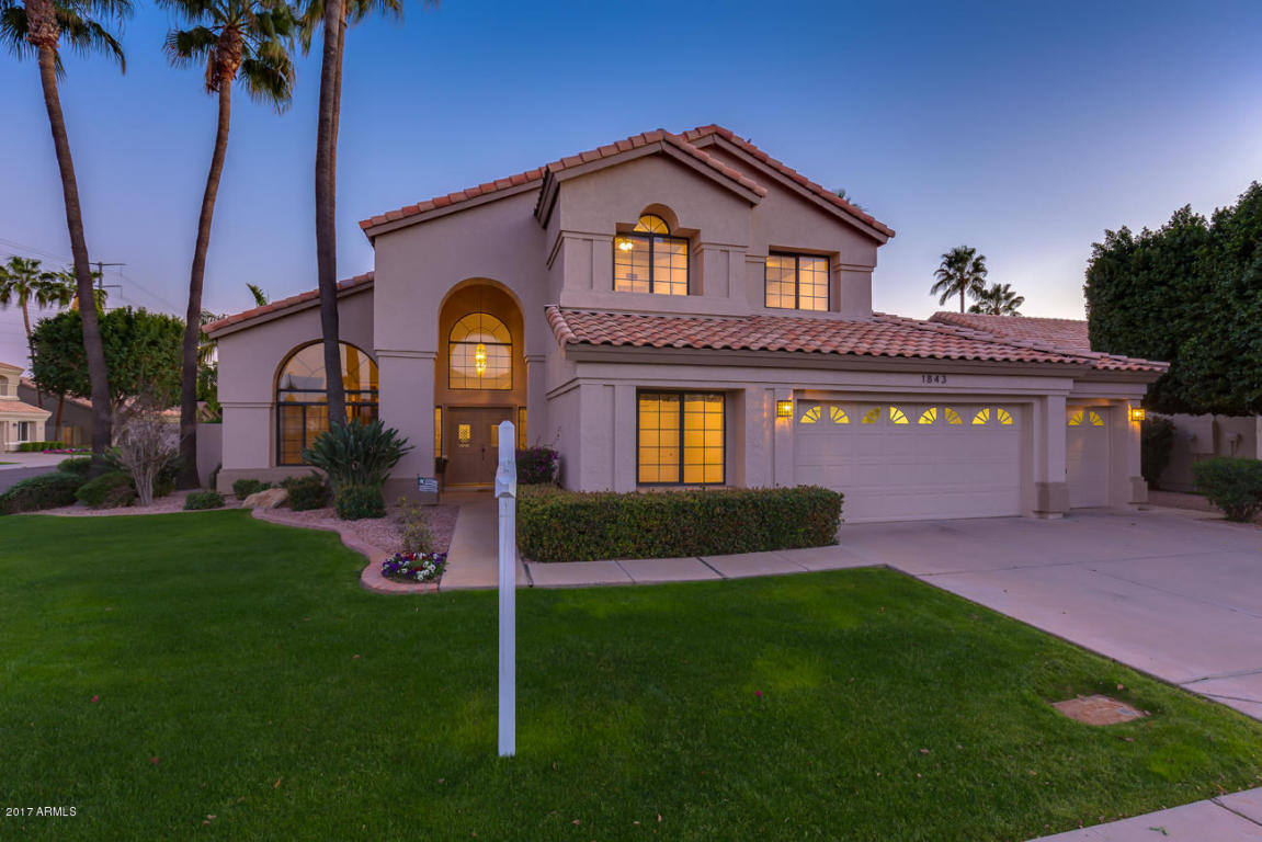 1843 E Monarch Bay Dr, Gilbert, AZ 85234 photo 5