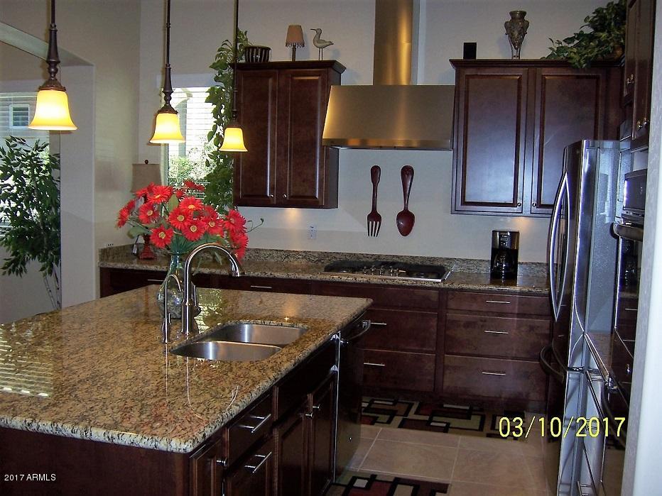 3864 E Rakestraw Ln, Gilbert, AZ 85298 photo 7