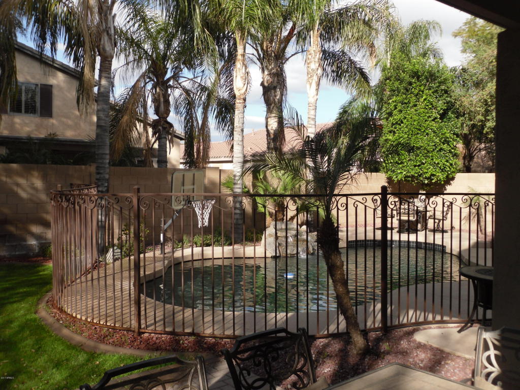 1664 E Washington Ct, Gilbert, AZ 85234 photo 38