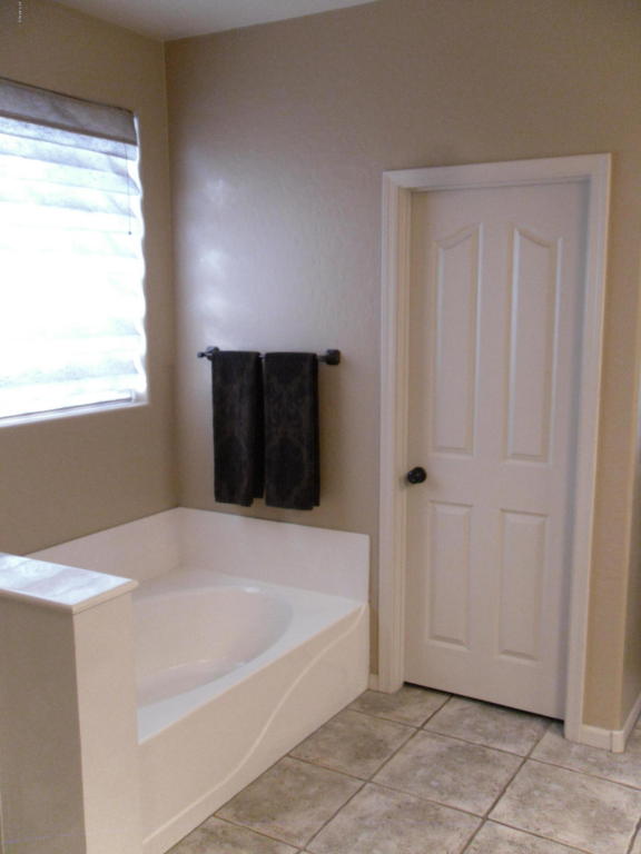 1664 E Washington Ct, Gilbert, AZ 85234 photo 22