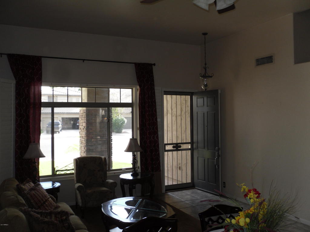 1664 E Washington Ct, Gilbert, AZ 85234 photo 7