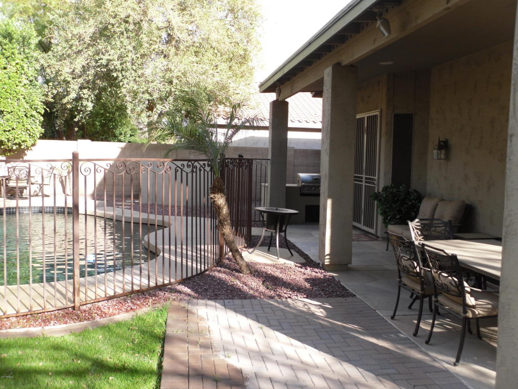 1664 E Washington Ct, Gilbert, AZ 85234 photo 49