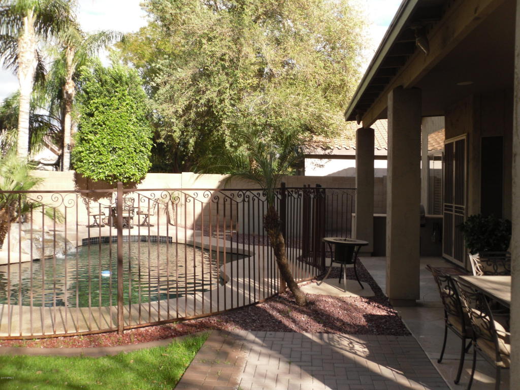 1664 E Washington Ct, Gilbert, AZ 85234 photo 39