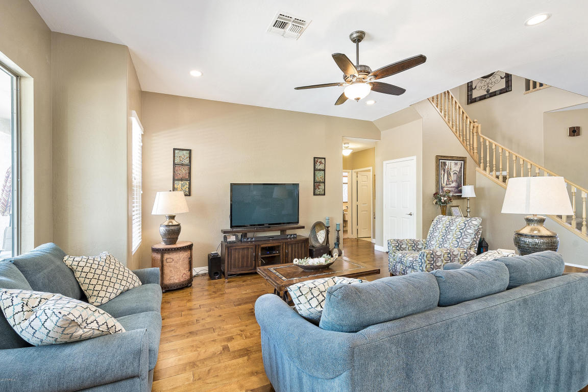 4016 E Lariat Ln, Phoenix, AZ 85050 photo 8