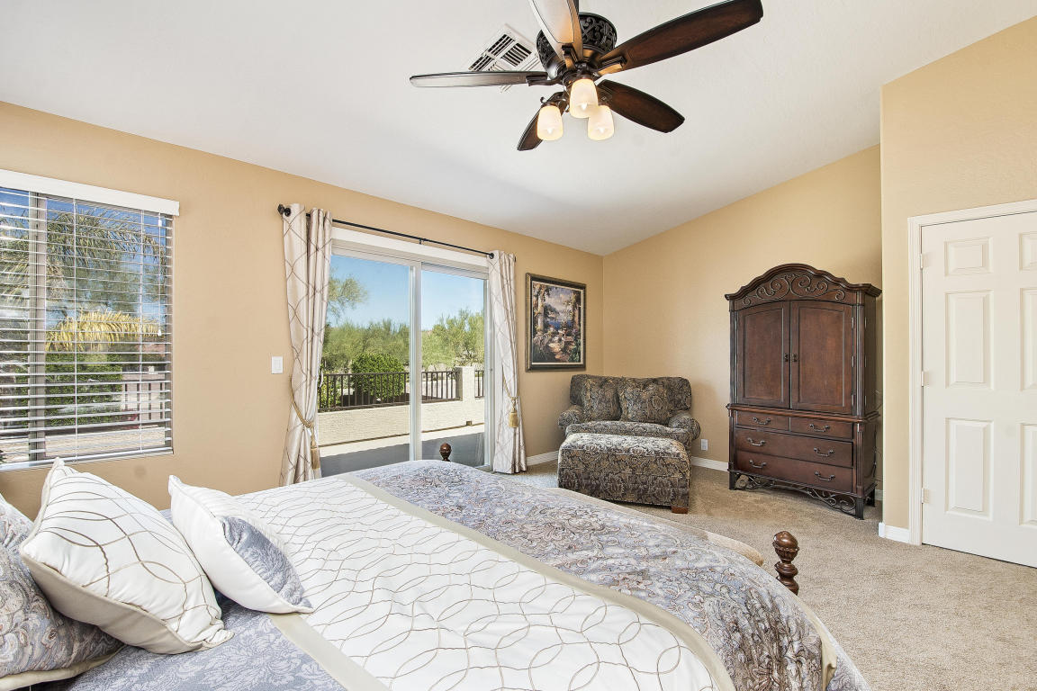 4016 E Lariat Ln, Phoenix, AZ 85050 photo 4