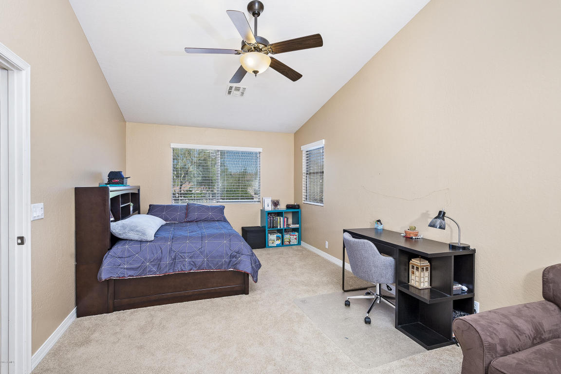 4016 E Lariat Ln, Phoenix, AZ 85050 photo 12