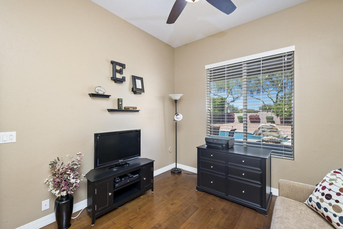 4016 E Lariat Ln, Phoenix, AZ 85050 photo 21